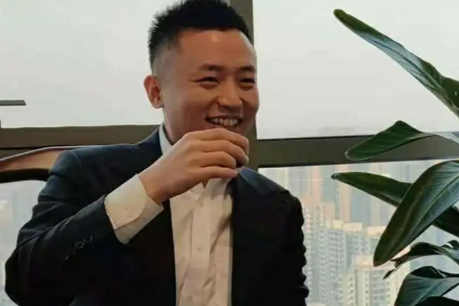 12.29张历辉：今日以太坊（ETH)最新行情解析及日内操作参考！