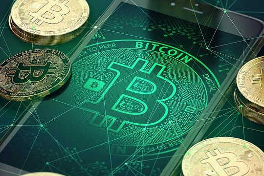 Bitcoin struggles to break 90,000, while Ethereum is pulled to a limit of 3,000! The shrinking volume and fluctuations hide a potential change!