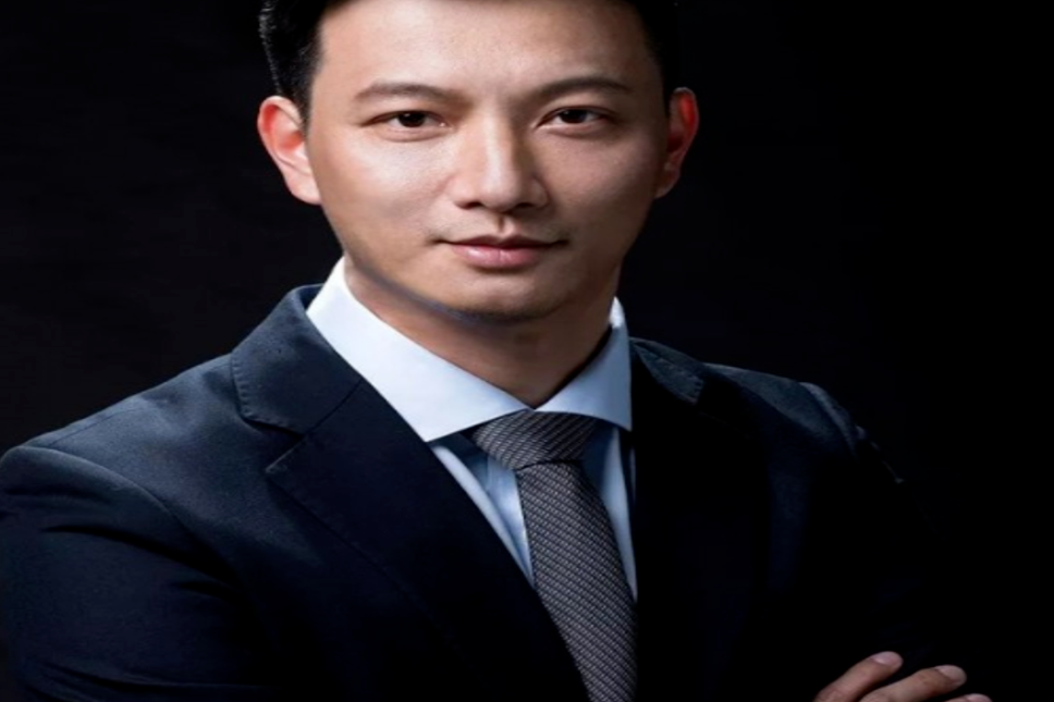 Crypto Circle Academician: On January 12, Ethereum is short-term biased towards going up, cautiously down, waiting for real-time market data! Latest market analysis and operational suggestions for reference.