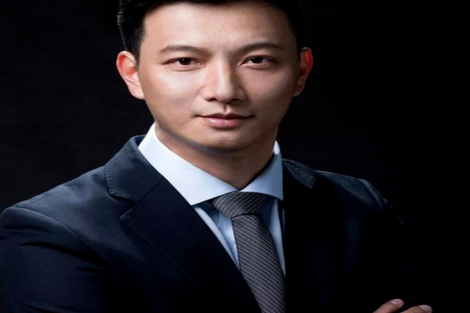 币圈院士：1.23以太坊二次探底引发连锁反应，多单被套如何破局？最新行情分析及思路参考