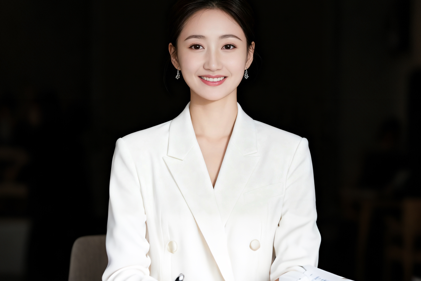 1.24 Liying's Divine Prophecy! Bitcoin makes a comeback! Ethereum reaches 3000, but be aware that the trend has not completely reversed! Latest market analysis and operational advice.