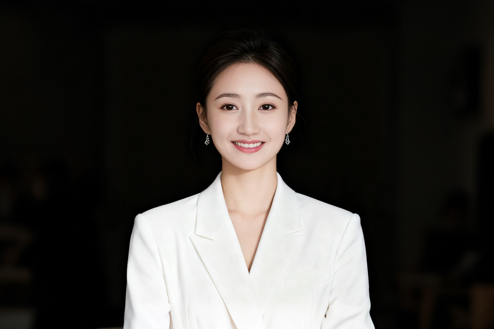 Cryptocurrency Circle Liying: A 1.27 Bitcoin rebound is not a dream! Is Ethereum's main force confirming a pullback? Latest market analysis and operational advice.