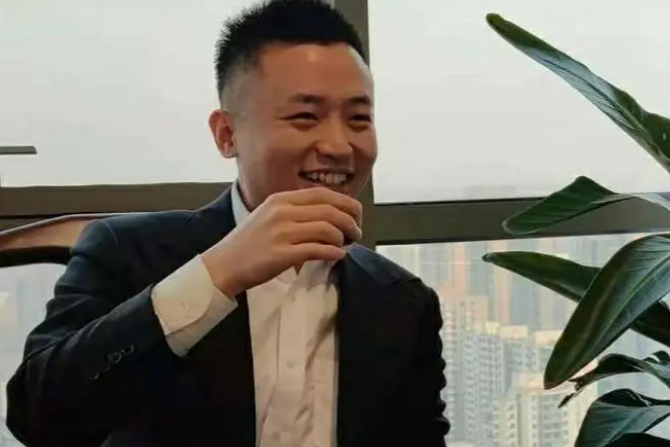 1.28张历辉:今日最新以太坊（ETH）行情分析及操作参考！