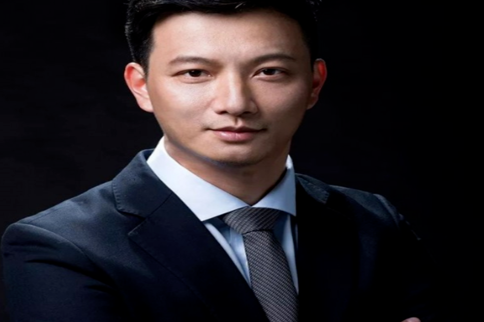 币圈院士：1.29比特币站不稳9万就可以南下，若站则北上来袭，注意规避风险！最新分析及思路参考