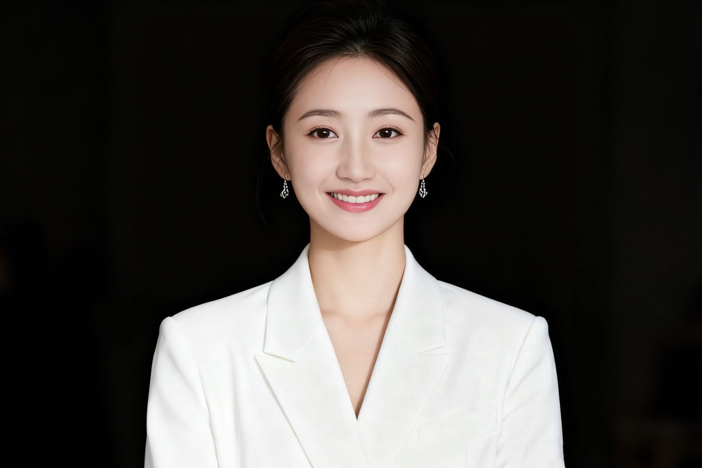 币圈丽盈：1.30比特币和以太坊过山车行情！最新行情分析及操作建议解析