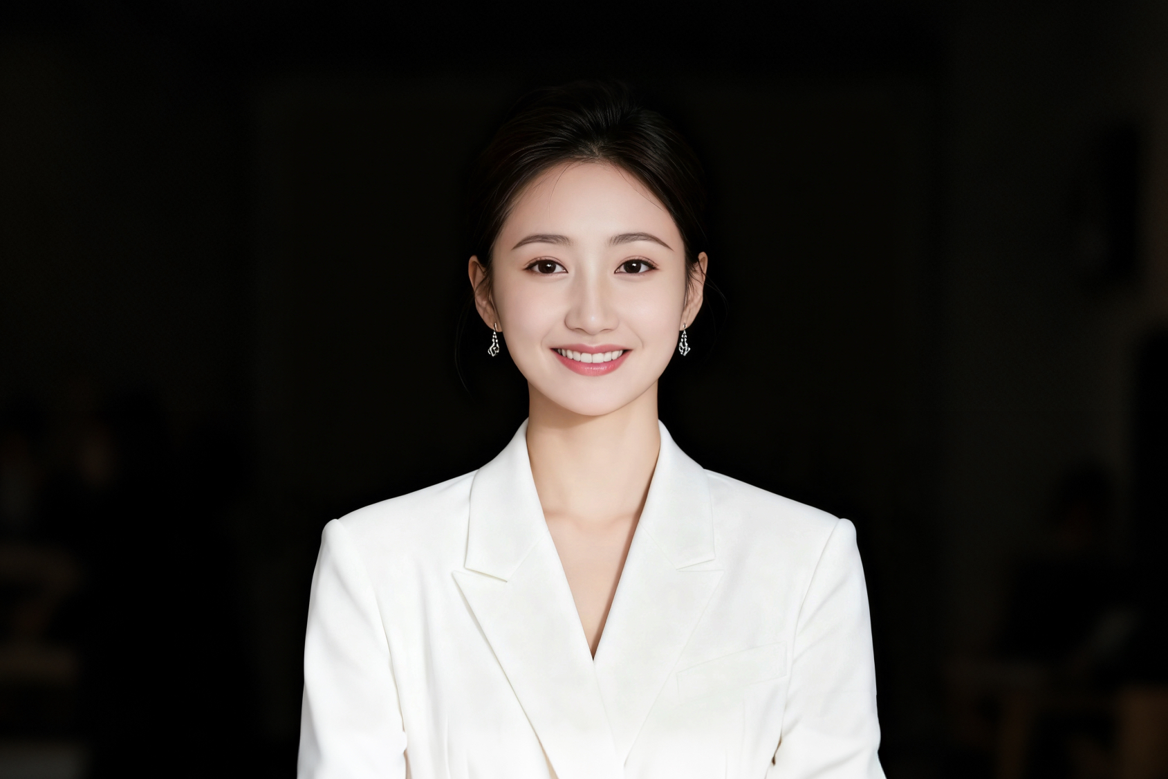 Liying Chat Coin: 2.2 The consensus has been reached at the beginning of the bear market! Will Bitcoin and Ethereum break their previous lows again? Latest market analysis and operational advice explained.