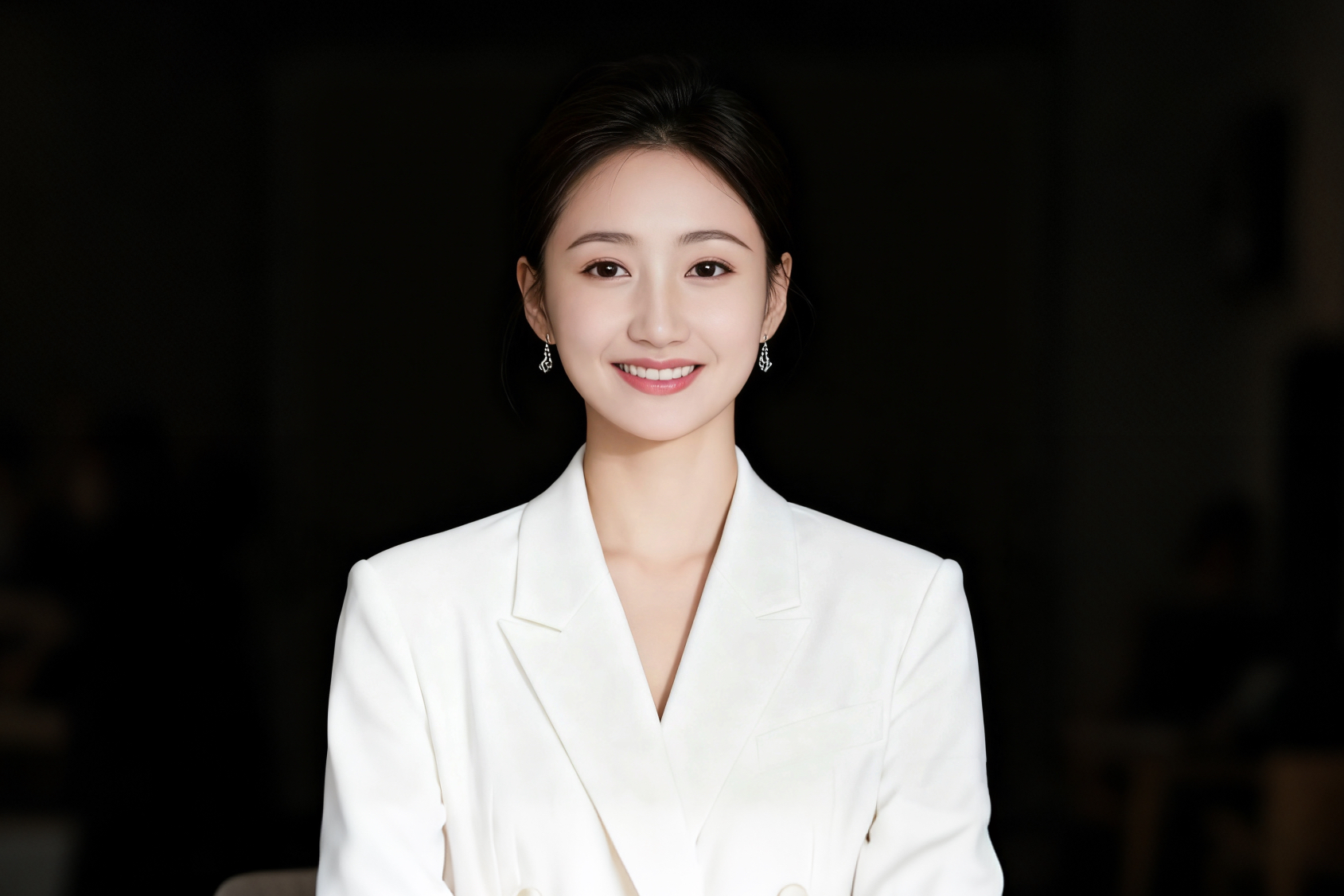 Liying Chat Coin: 2.4 Bitcoin and Ethereum's brief resurgence, latest market analysis and operational advice interpretation.