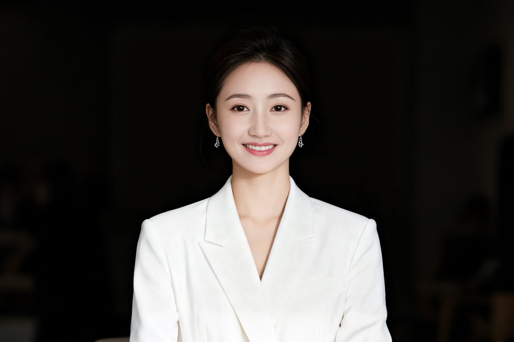 币圈丽盈：4.2比特币（BTC）多头强势突破，剑指70000！最新行情分析及操作建议