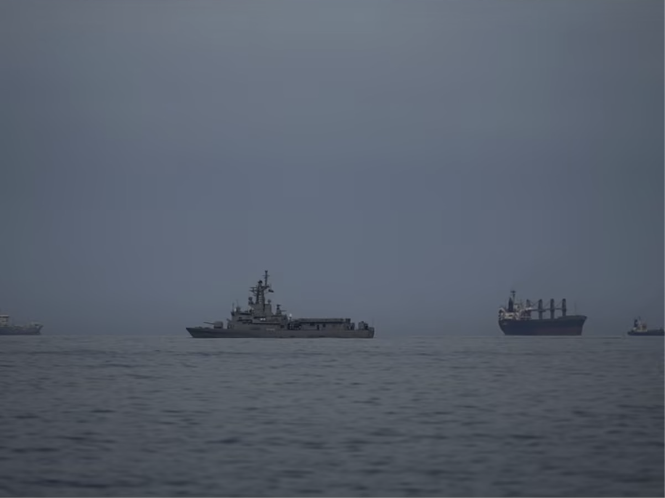 油价重回三位数：霍尔木兹海峡“断流”如何重塑 2026 能源交易版图？