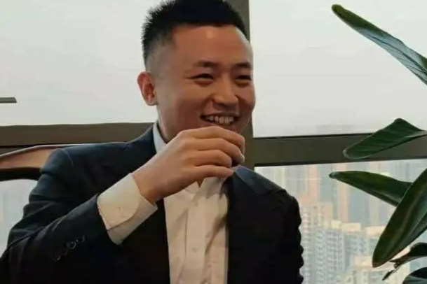 4.29张历辉:比特币日图死叉难逃即将破位中轨大空？今日比特币（BTC）以太坊（ETH）该如何布局！